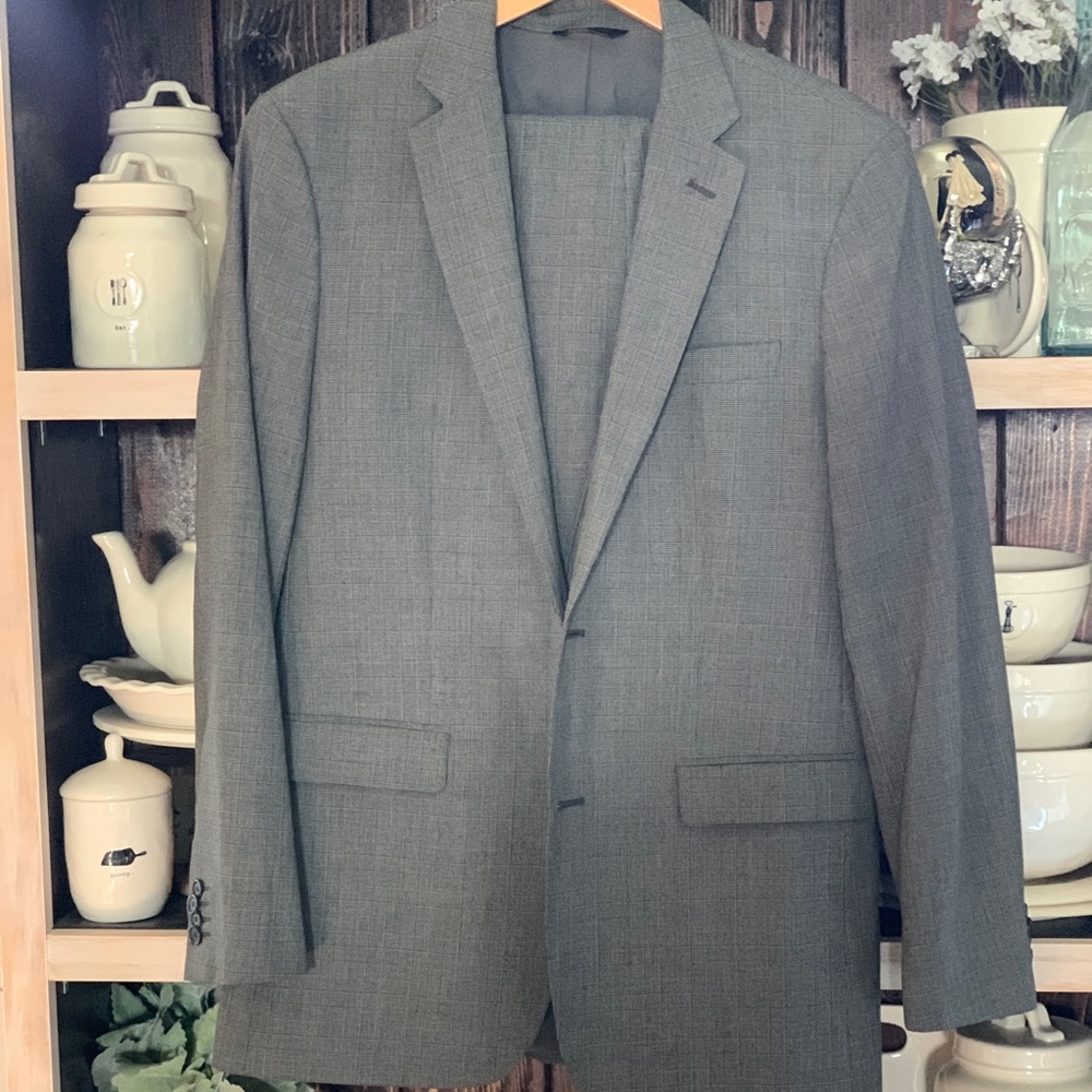 Banana Republic Tailored Fit Suit